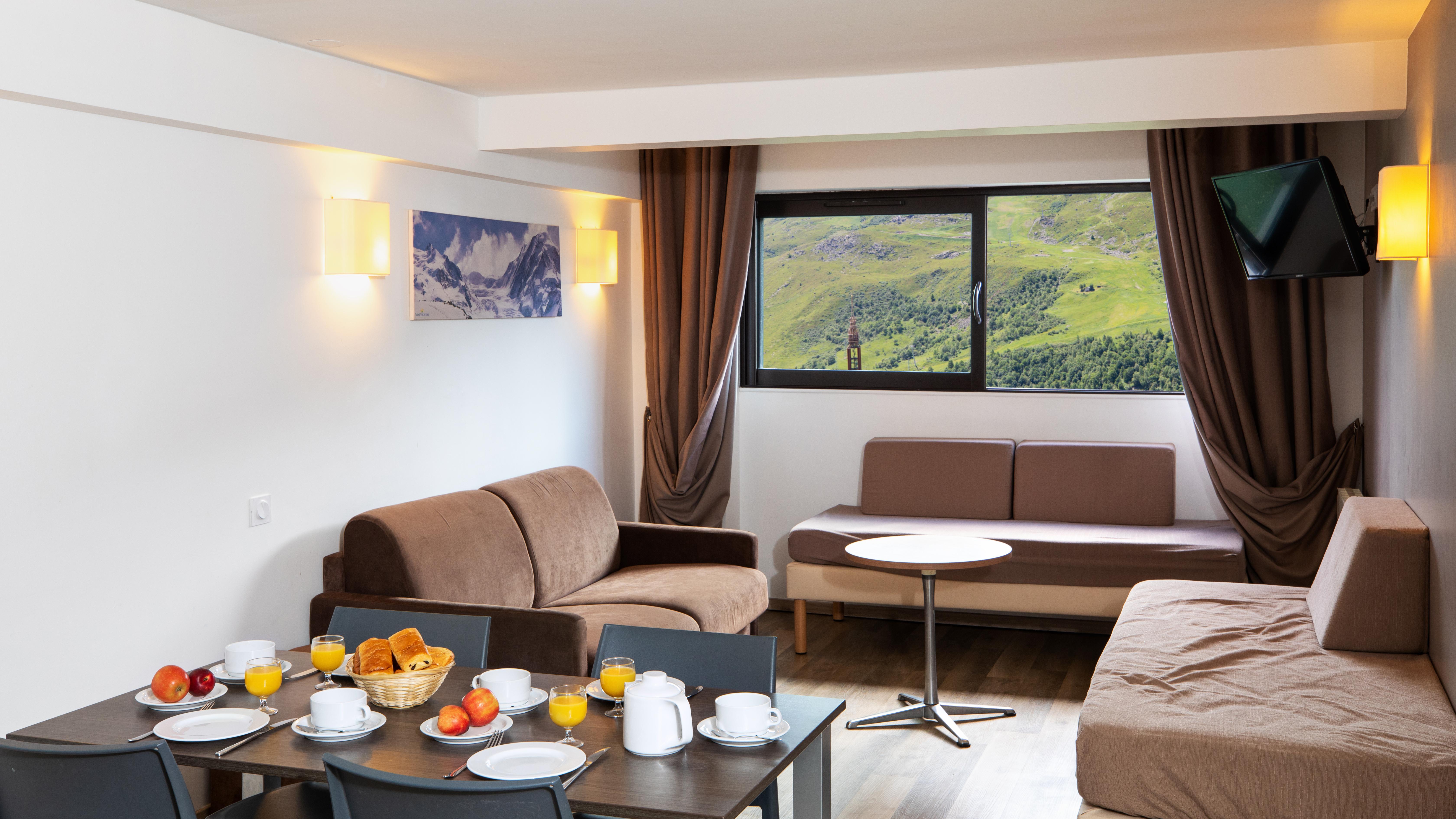 Hotel Club Du Soleil Pierre Blanche Saint-Martin-de-Belleville Extérieur photo