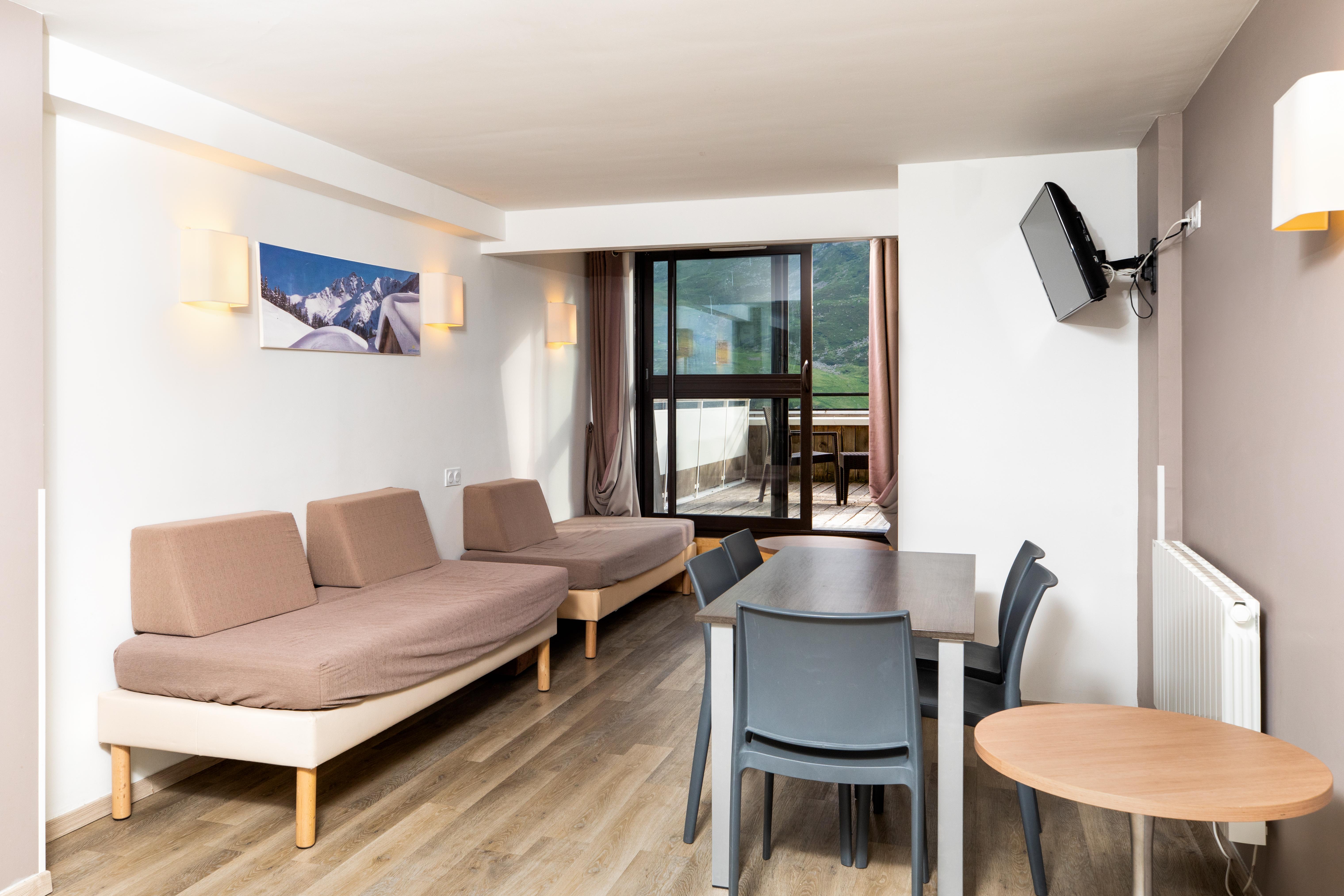 Hotel Club Du Soleil Pierre Blanche Saint-Martin-de-Belleville Extérieur photo